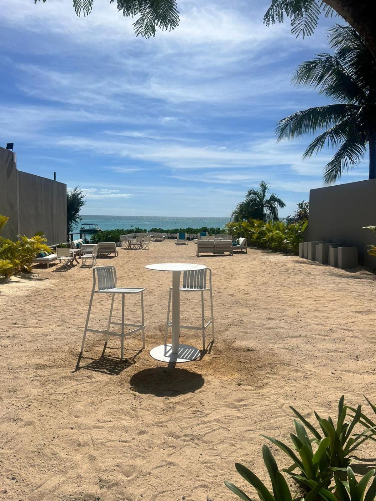 Villa Eden-2 Bedrooms With Private Rooftop Terrace & Pool, Access To Private Beachclub, Ki Residences, Pereybere - Managed By Ksn Grand Baie Bagian luar foto